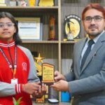 आधी रात का चांद नाटकीय पुस्तक का विमोचन